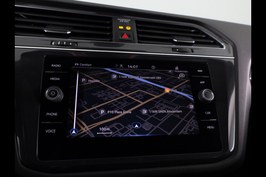 Volkswagen Tiguan Allspace 1.5 TSI Highline Business R 7p. | Automaat (DSG) | Panoramadak | 19 Inch | 360 Camera | Winterpakket | Trekhaak |