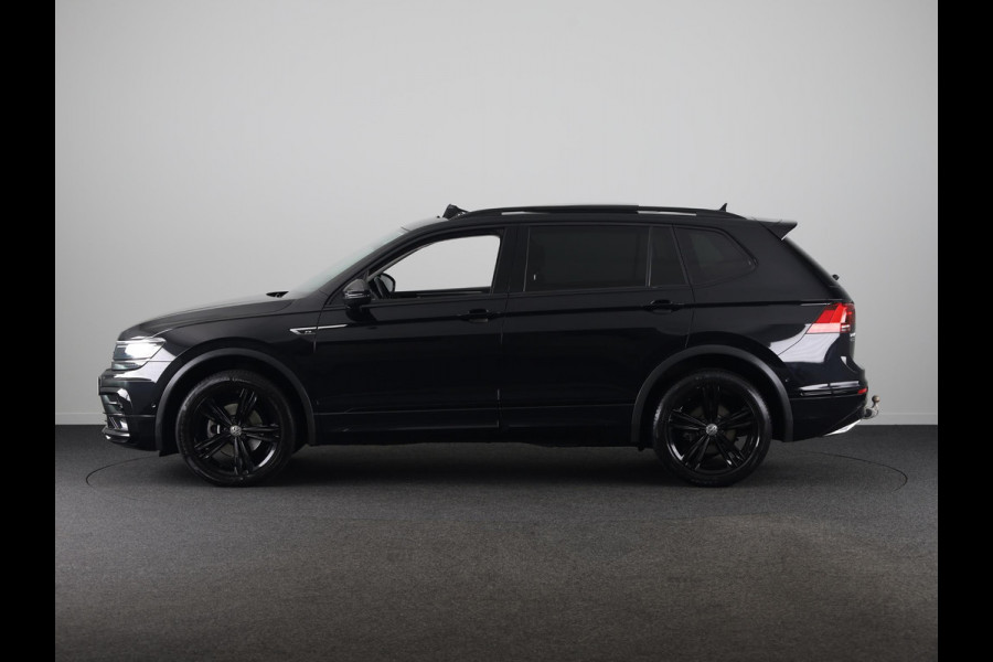 Volkswagen Tiguan Allspace 1.5 TSI Highline Business R 7p. | Automaat (DSG) | Panoramadak | 19 Inch | 360 Camera | Winterpakket | Trekhaak |