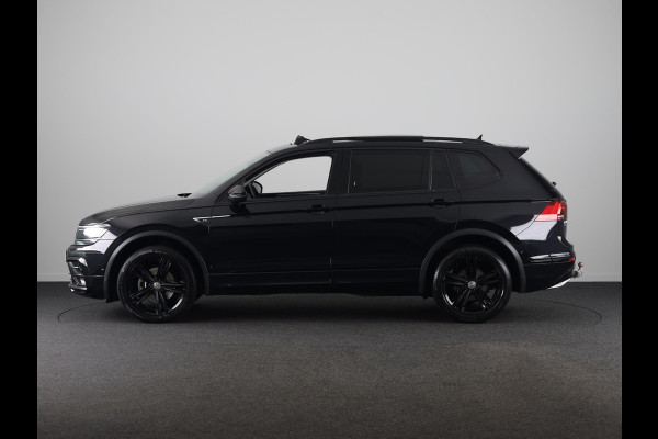 Volkswagen Tiguan Allspace 1.5 TSI Highline Business R 7p. | Automaat (DSG) | Panoramadak | 19 Inch | 360 Camera | Winterpakket | Trekhaak |