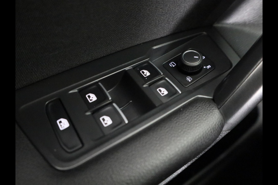 Volkswagen Tiguan Allspace 1.5 TSI Highline Business R 7p. | Automaat (DSG) | Panoramadak | 19 Inch | 360 Camera | Winterpakket | Trekhaak |