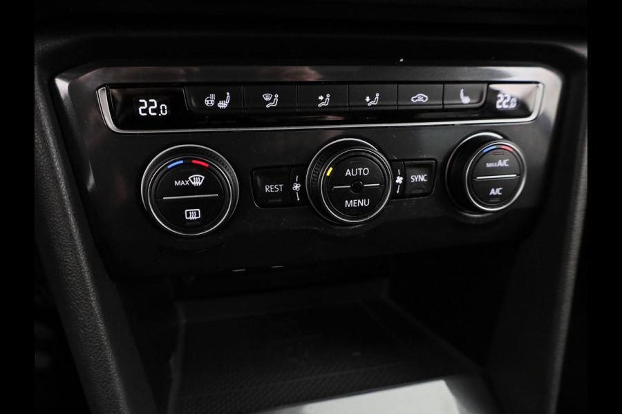 Volkswagen Tiguan Allspace 1.5 TSI Highline Business R 7p. | Automaat (DSG) | Panoramadak | 19 Inch | 360 Camera | Winterpakket | Trekhaak |
