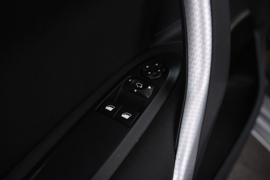 DS DS 4 Crossback 1.2 PureTech Connected Chic Navigatie, Climate, Cruise