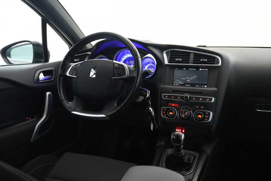 DS DS 4 Crossback 1.2 PureTech Connected Chic Navigatie, Climate, Cruise