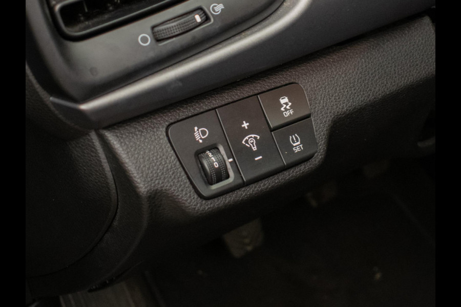 Kia Rio 1.0 TGDI ComfortPlusLine Navigator Sport (NAVI,CRUISE,CAMERA,LED,DAB,ELEKTRISCH PAKKET,SPORTSTOELEN,LM VELGEN,NETTE STAAT)