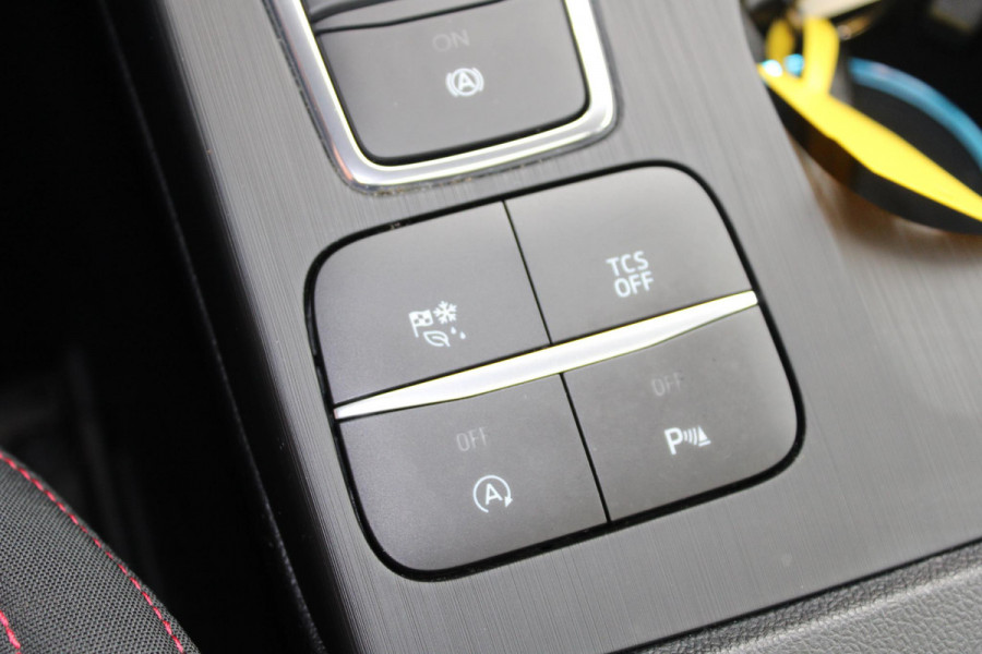 Ford Focus 1.5 EcoBoost ST Line Business 182pk Automaat | Winter Pack | Adaptive cruise control | Camera | Led koplampen | 18 inch