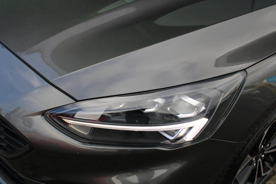 Ford Focus 1.5 EcoBoost ST Line Business 182pk Automaat | Winter Pack | Adaptive cruise control | Camera | Led koplampen | 18 inch