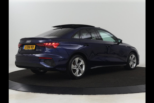 Audi A3 35 TFSI S edition | Panoramadak | Virtual Cockpit | Full LED | Carplay | Sportstoelen | Half leder | Navigatie | Climate control | Parkeerhulp | Bluetooth