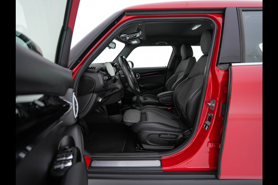 MINI Mini 1.5 Cooper Business Edition (INCL-BTW) *LEATHER-FABRIC | FULL-LED | DIGI-COCKPIT | SPORT-SEATS | AMBIENT-LIGHT | NAVI-FULLMAP | DAB+ | AIRCO | CRUISE | PDC | 16''ALU*