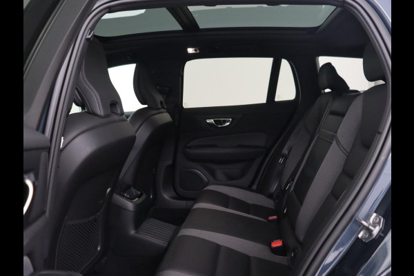 Volvo V60 2.0 T8 Recharge AWD R Design | Panoramadak | Trekhaak | Adaptive cruise | Stoelverwarming | Harman/Kardon | Camera | Carplay | Half leder | Navigatie | Full LED | PHEV | Plug In