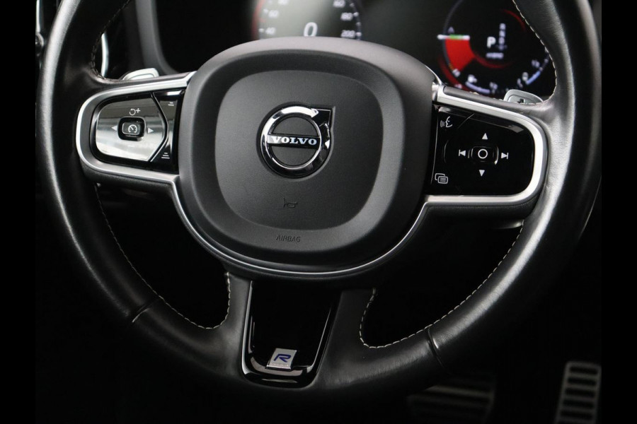 Volvo V60 2.0 T8 Recharge AWD R Design | Panoramadak | Trekhaak | Adaptive cruise | Stoelverwarming | Harman/Kardon | Camera | Carplay | Half leder | Navigatie | Full LED | PHEV | Plug In