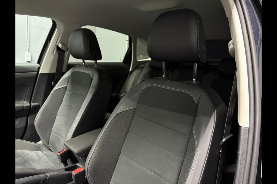 Volkswagen Taigo 1.0 TSI R-Line