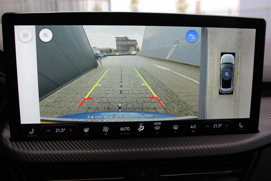 Ford Kuga 2.5-243pk PHEV ST-Line X. Nieuw Model ! Van €. 54.937,- voor €. 43.735,- ! Trekgewicht van 2.100kg ! Elektr. verstelb. AGR stoelen voor, Stoel-, stuur-, voorraam- en achterbank verwarming, Elektr. panorama/schuif-kanteldak , Trekhaak wegklapbaar,