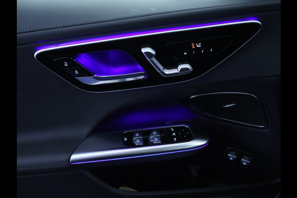 Mercedes-Benz C-Klasse Estate 300 e AMG Plug-In Hybride Edition AMG-Line | Panorama Schuif-Kanteldak | Alarm Klasse 3  |360° camera | Stuur en Stoelverwarming. Inclusief 24 maanden Mercedes-Benz Certified garantie voor Europa.