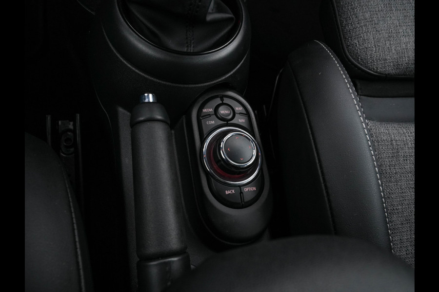 MINI Mini 1.5 Cooper Business Edition (INCL-BTW) *LEATHER-FABRIC | FULL-LED | DIGI-COCKPIT | SPORT-SEATS | AMBIENT-LIGHT | NAVI-FULLMAP | DAB+ | AIRCO | CRUISE | PDC | 16''ALU*