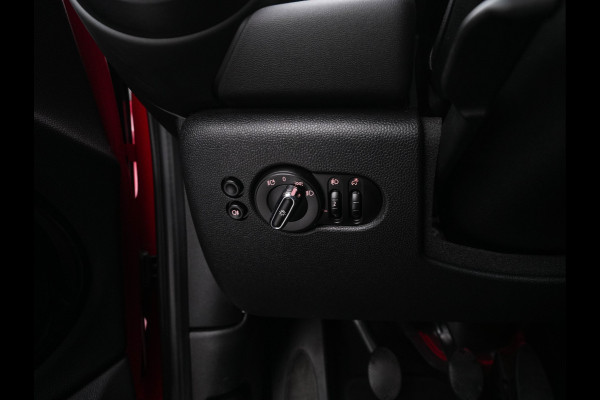 MINI Mini 1.5 Cooper Business Edition (INCL-BTW) *LEATHER-FABRIC | FULL-LED | DIGI-COCKPIT | SPORT-SEATS | AMBIENT-LIGHT | NAVI-FULLMAP | DAB+ | AIRCO | CRUISE | PDC | 16''ALU*