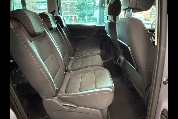 Seat Alhambra 1.4 TSI Style Business Intense 7P. CRUISE CONTROL CAMERA PARKEERSENSOREN VOOR EN ACHTER NAVI