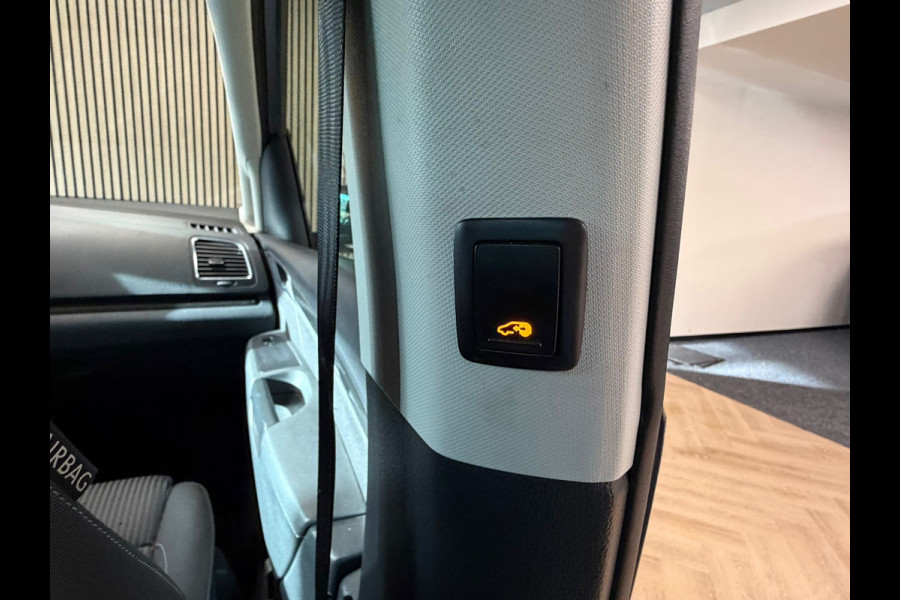 Seat Alhambra 1.4 TSI Style Business Intense 7P. CRUISE CONTROL CAMERA PARKEERSENSOREN VOOR EN ACHTER NAVI