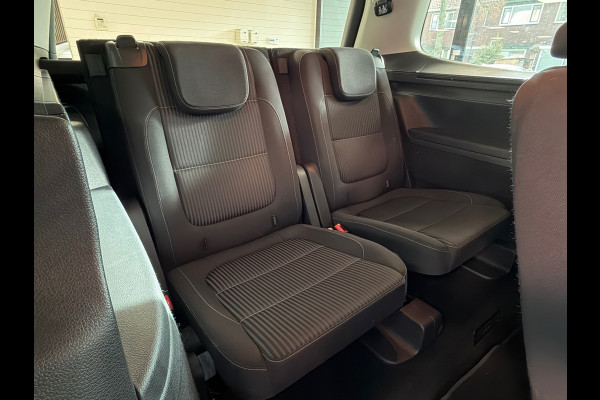 Seat Alhambra 1.4 TSI Style Business Intense 7P. CRUISE CONTROL CAMERA PARKEERSENSOREN VOOR EN ACHTER NAVI