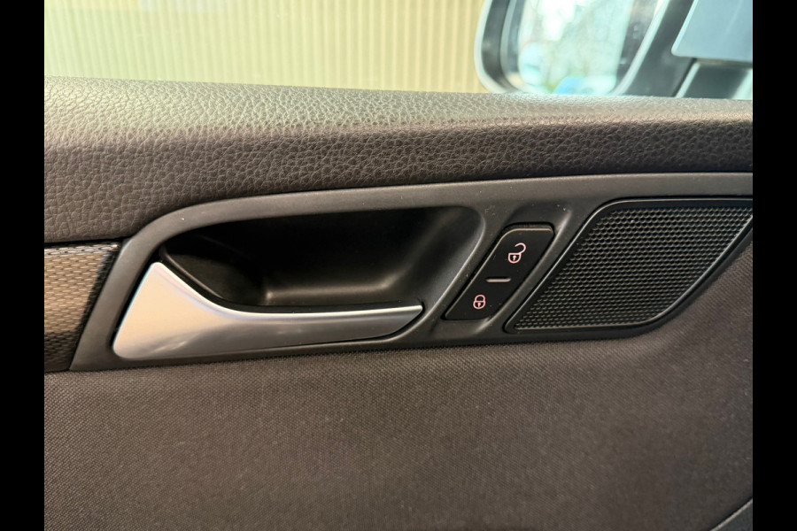 Seat Alhambra 1.4 TSI Style Business Intense 7P. CRUISE CONTROL CAMERA PARKEERSENSOREN VOOR EN ACHTER NAVI