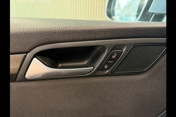 Seat Alhambra 1.4 TSI Style Business Intense 7P. CRUISE CONTROL CAMERA PARKEERSENSOREN VOOR EN ACHTER NAVI