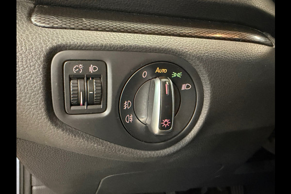 Seat Alhambra 1.4 TSI Style Business Intense 7P. CRUISE CONTROL CAMERA PARKEERSENSOREN VOOR EN ACHTER NAVI