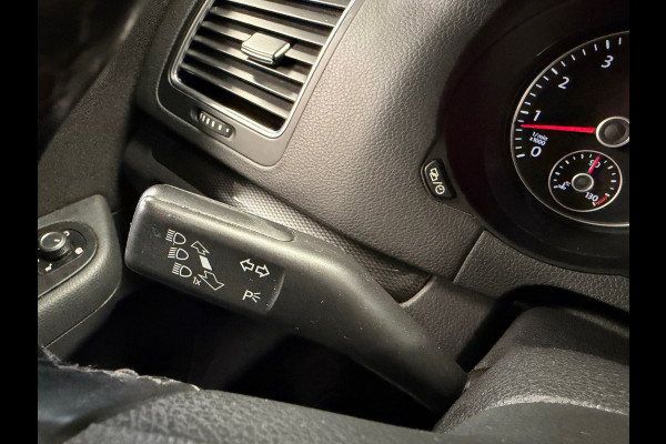 Seat Alhambra 1.4 TSI Style Business Intense 7P. CRUISE CONTROL CAMERA PARKEERSENSOREN VOOR EN ACHTER NAVI