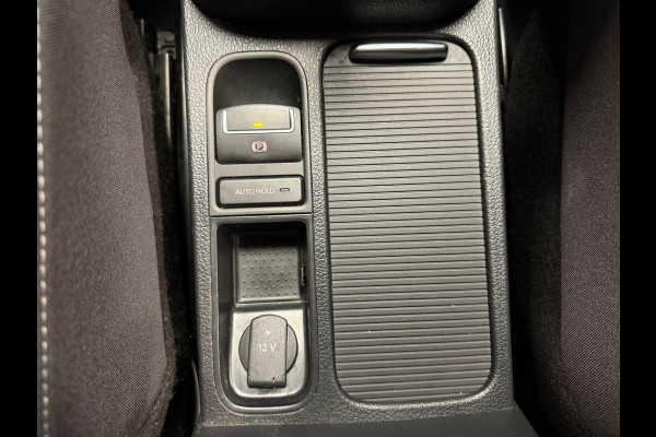 Seat Alhambra 1.4 TSI Style Business Intense 7P. CRUISE CONTROL CAMERA PARKEERSENSOREN VOOR EN ACHTER NAVI