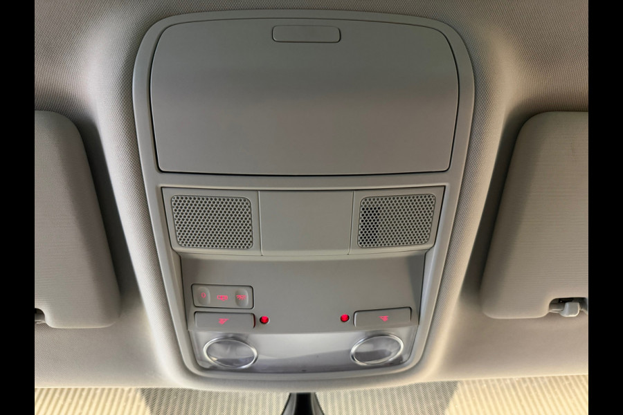 Seat Alhambra 1.4 TSI Style Business Intense 7P. CRUISE CONTROL CAMERA PARKEERSENSOREN VOOR EN ACHTER NAVI