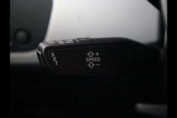 Audi A4 35 TFSI Business Edition | Stoelverwarming | Virtual Cockpit | Carplay | Full LED | DAB | Climate control | Parkeerhulp | Cruise control | Bluetooth