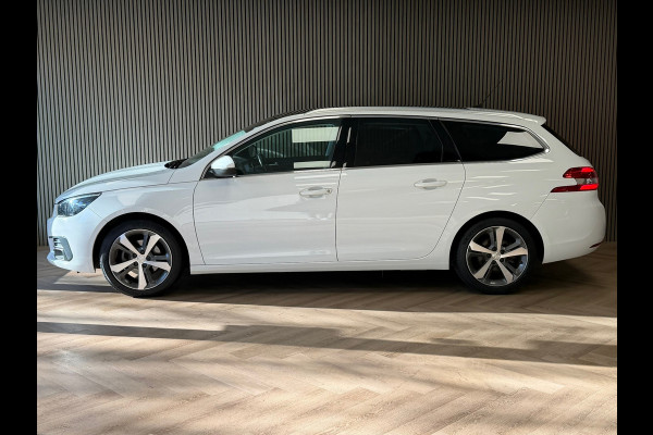 Peugeot 308 SW 1.2 PureTech Allure AUT. PANO TREKHAAK NAVI PARKEERSENSOREN VOOR EN ACHTER CRUISE CONTROL LANE ASSIST