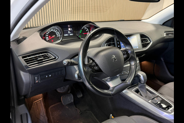 Peugeot 308 SW 1.2 PureTech Allure AUT. PANO TREKHAAK NAVI PARKEERSENSOREN VOOR EN ACHTER CRUISE CONTROL LANE ASSIST