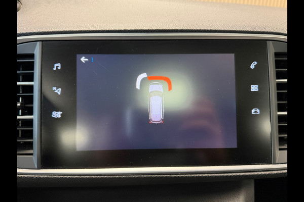 Peugeot 308 SW 1.2 PureTech Allure AUT. PANO TREKHAAK NAVI PARKEERSENSOREN VOOR EN ACHTER CRUISE CONTROL LANE ASSIST