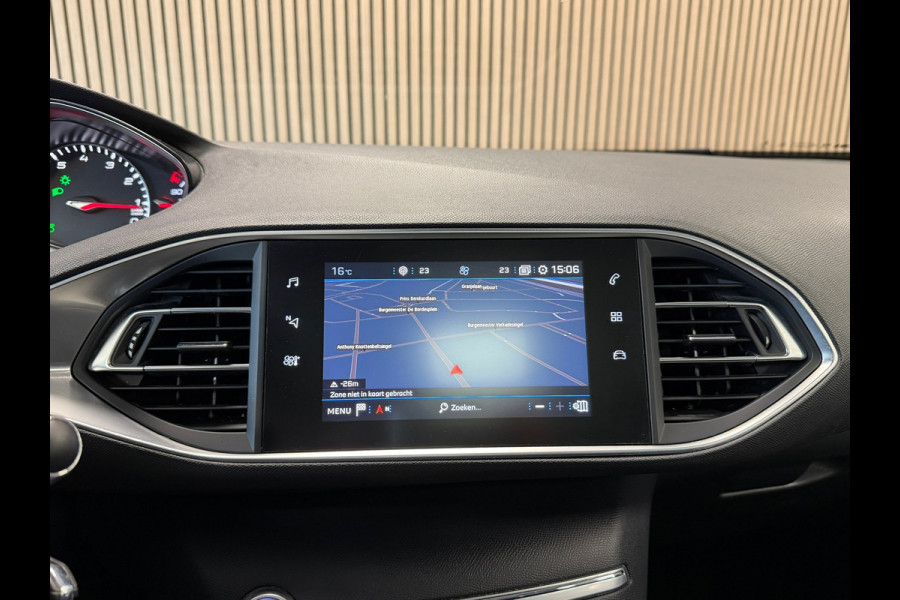 Peugeot 308 SW 1.2 PureTech Allure AUT. PANO TREKHAAK NAVI PARKEERSENSOREN VOOR EN ACHTER CRUISE CONTROL LANE ASSIST