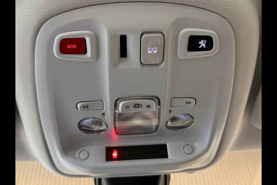 Peugeot 308 SW 1.2 PureTech Allure AUT. PANO TREKHAAK NAVI PARKEERSENSOREN VOOR EN ACHTER CRUISE CONTROL LANE ASSIST