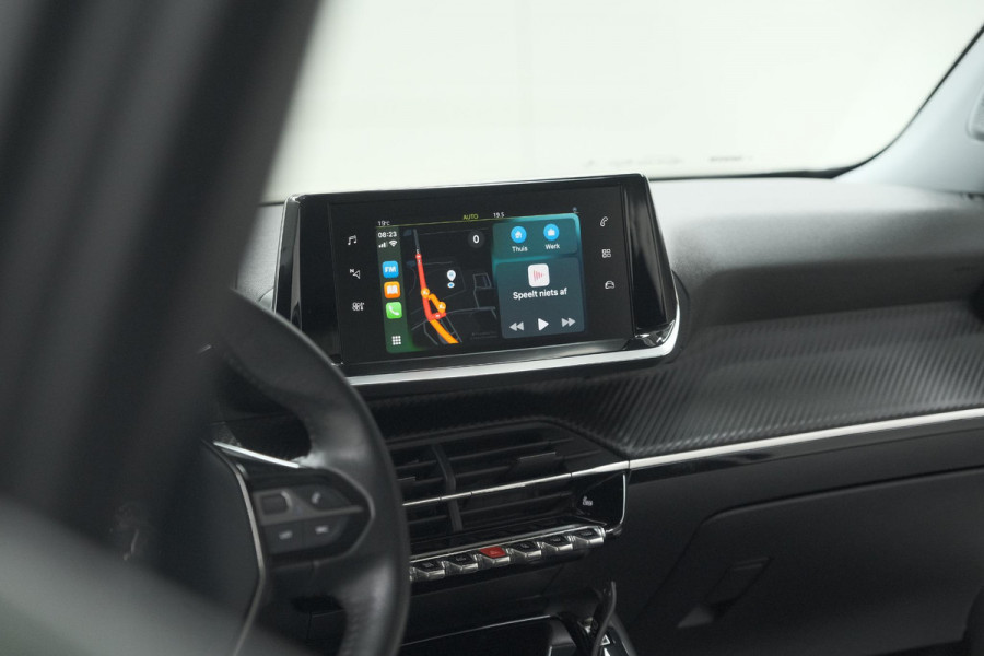 Peugeot 2008 PureTech 130 Allure | Camera | Adaptieve Cruise Control | Stoelverwarming