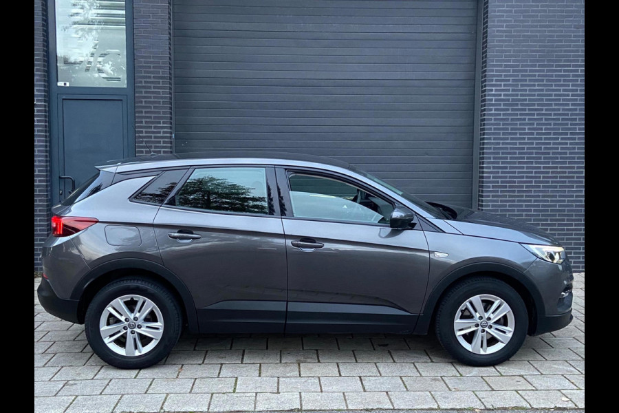 Opel Grandland X 1.2 Turbo NAVI/CRUISE/PDC/79900KM/KEURIG