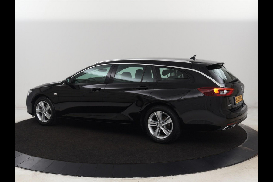 Opel Insignia 2.0 Turbo Elegance | Stoelverwarming | Carplay | Matrix LED | Navigatie | Stuurverwarming | Half leder | Parkeerhulp | Climate control | Cruise control