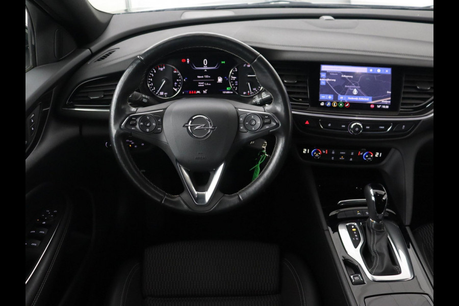 Opel Insignia 2.0 Turbo Elegance | Stoelverwarming | Carplay | Matrix LED | Navigatie | Stuurverwarming | Half leder | Parkeerhulp | Climate control | Cruise control