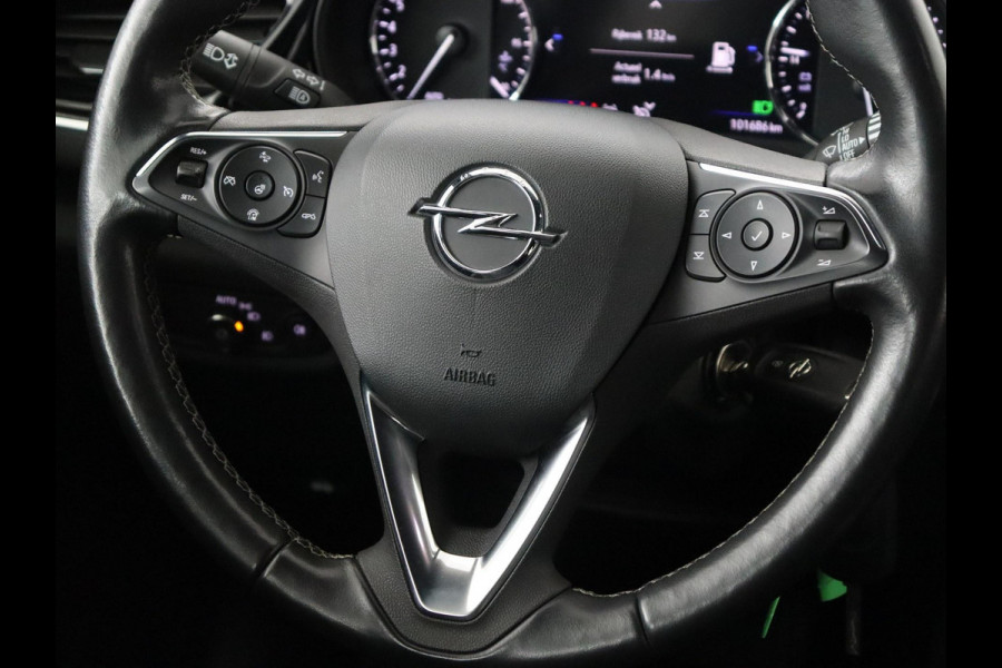 Opel Insignia 2.0 Turbo Elegance | Stoelverwarming | Carplay | Matrix LED | Navigatie | Stuurverwarming | Half leder | Parkeerhulp | Climate control | Cruise control