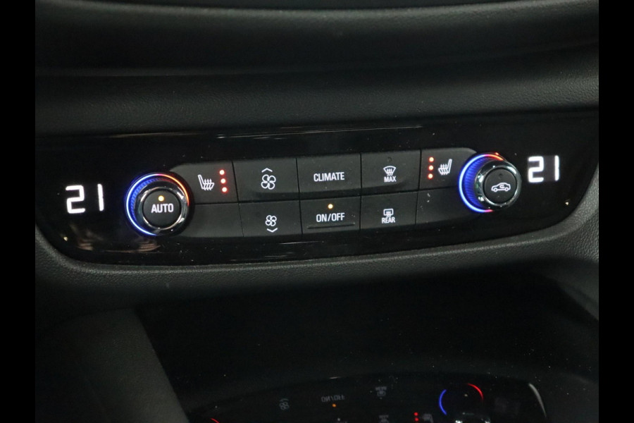 Opel Insignia 2.0 Turbo Elegance | Stoelverwarming | Carplay | Matrix LED | Navigatie | Stuurverwarming | Half leder | Parkeerhulp | Climate control | Cruise control