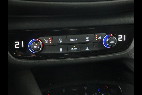 Opel Insignia 2.0 Turbo Elegance | Stoelverwarming | Carplay | Matrix LED | Navigatie | Stuurverwarming | Half leder | Parkeerhulp | Climate control | Cruise control
