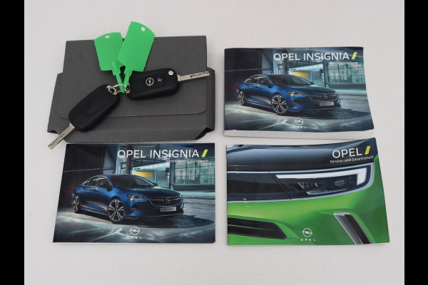 Opel Insignia 2.0 Turbo Elegance | Stoelverwarming | Carplay | Matrix LED | Navigatie | Stuurverwarming | Half leder | Parkeerhulp | Climate control | Cruise control