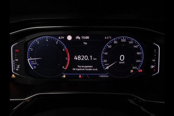 Volkswagen Polo 1.0 TSI R-Line Pano-dak| Navi| 17'LM-velgen| digital display