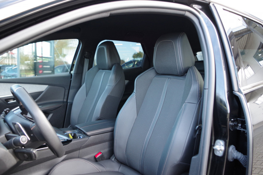 Peugeot 3008 1.2 PureTech 130 PK Automaat GT, LED, Camera, Carplay