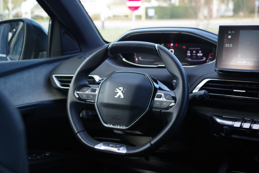 Peugeot 3008 1.2 PureTech 130 PK Automaat GT, LED, Camera, Carplay