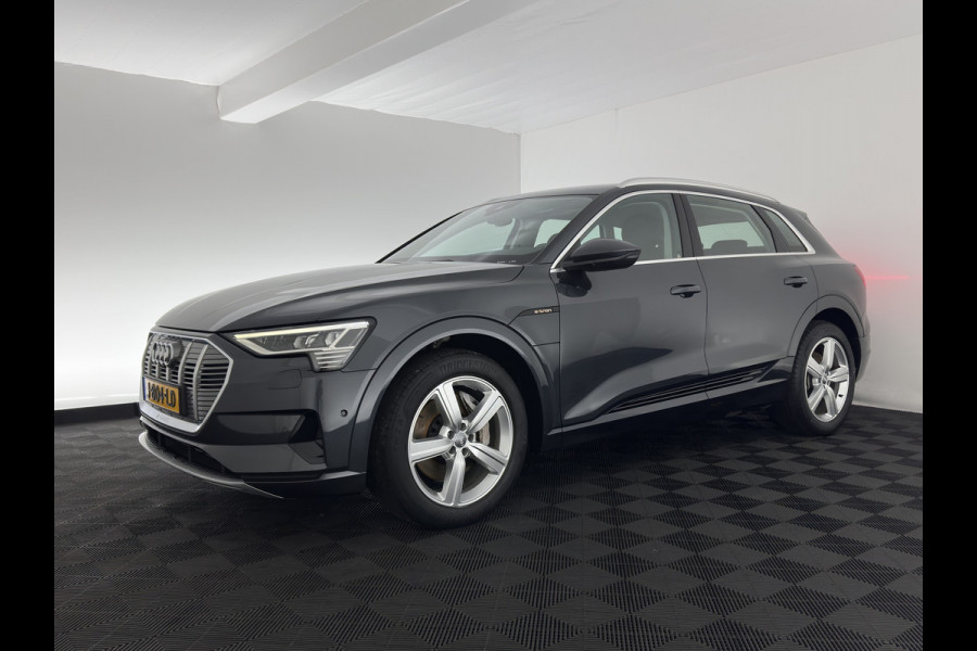 Audi e-tron 50 Quattro *ELECTRO-MOTOR AUDIBLE* Launch edition 71 kWh [ 3-Fase ] {SOH-100%} (INCL-BTW) Aut. *FULL-LED | DIGI-COCKPIT | NAVI-FULLMAP | HEATED-COMFORTSEATS | KEYLESS | AUDI-SOUND | SHIFT-PADDLES | ECC | PDC | CRUISE | 20''ALU*