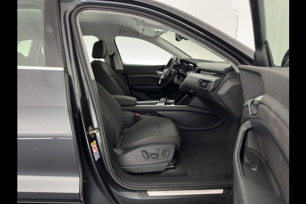 Audi e-tron 50 Quattro *ELECTRO-MOTOR AUDIBLE* Launch edition 71 kWh [ 3-Fase ] {SOH-100%} (INCL-BTW) Aut. *FULL-LED | DIGI-COCKPIT | NAVI-FULLMAP | HEATED-COMFORTSEATS | KEYLESS | AUDI-SOUND | SHIFT-PADDLES | ECC | PDC | CRUISE | 20''ALU*