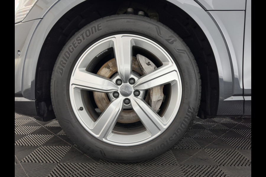 Audi e-tron 50 Quattro *ELECTRO-MOTOR AUDIBLE* Launch edition 71 kWh [ 3-Fase ] {SOH-100%} (INCL-BTW) Aut. *FULL-LED | DIGI-COCKPIT | NAVI-FULLMAP | HEATED-COMFORTSEATS | KEYLESS | AUDI-SOUND | SHIFT-PADDLES | ECC | PDC | CRUISE | 20''ALU*