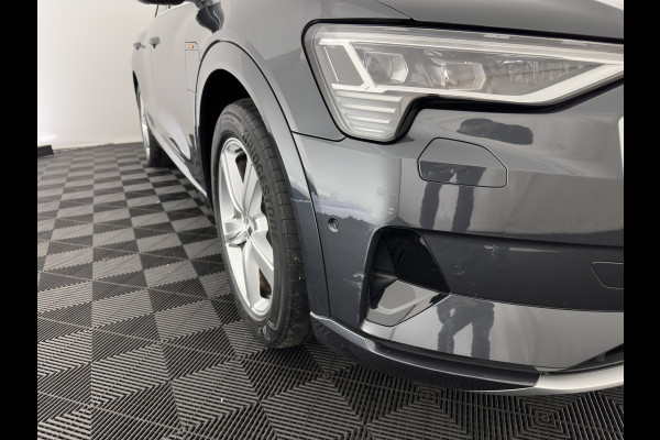 Audi e-tron 50 Quattro *ELECTRO-MOTOR AUDIBLE* Launch edition 71 kWh [ 3-Fase ] {SOH-100%} (INCL-BTW) Aut. *FULL-LED | DIGI-COCKPIT | NAVI-FULLMAP | HEATED-COMFORTSEATS | KEYLESS | AUDI-SOUND | SHIFT-PADDLES | ECC | PDC | CRUISE | 20''ALU*