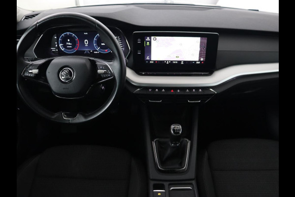 Škoda Octavia 1.0 TSI Business Edition | Carplay | Sfeerverlichting | Navigatie | Full LED | Parkeerhulp | Getint glas | Digital Cockpit